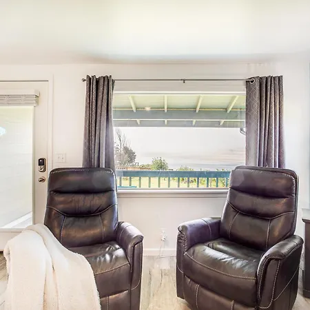 Villa Amazing Ocean & Alsea Bay Views! Dog Friendly! à Waldport Extérieur photo